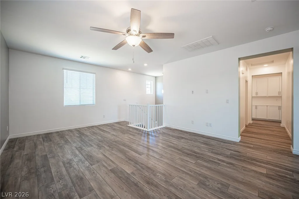 10142 Fire Skye, Las Vegas, NV 89166