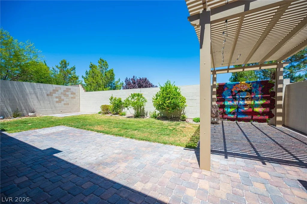 10142 Fire Skye, Las Vegas, NV 89166