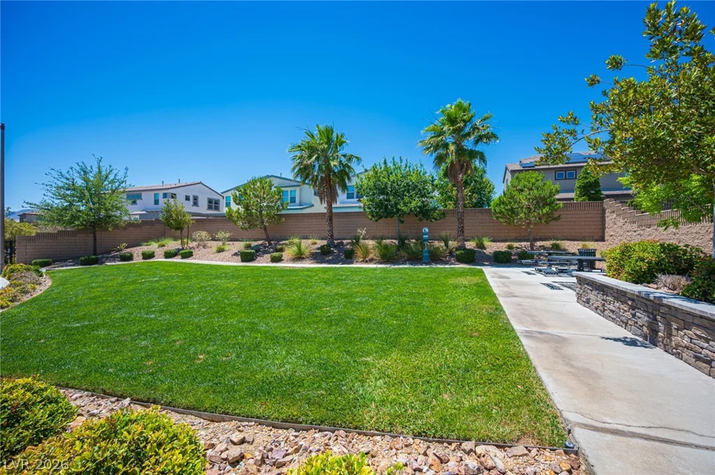 10142 Fire Skye, Las Vegas, NV 89166