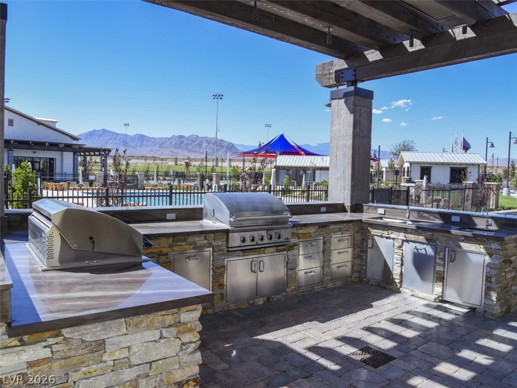 10142 Fire Skye, Las Vegas, NV 89166