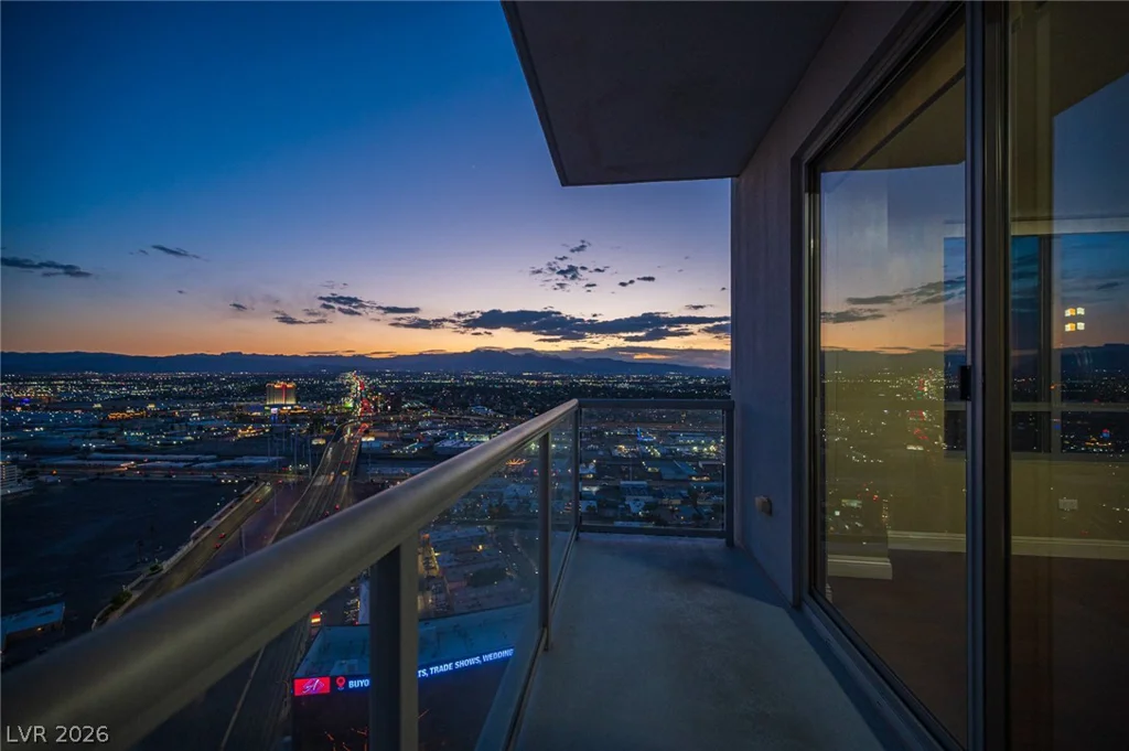 200 Sahara, Las Vegas, NV 89102