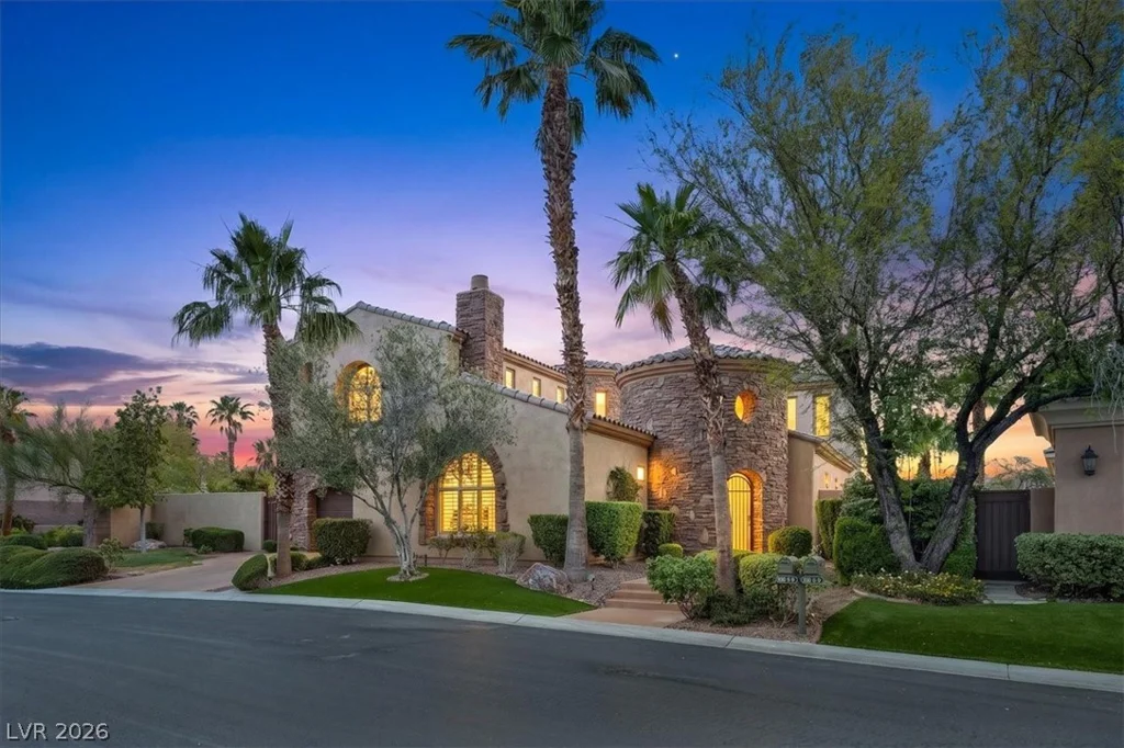 2490 Turtle Head Peak, Las Vegas, NV 89135