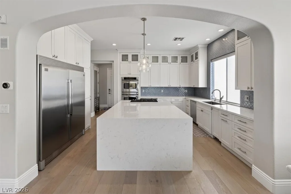 2490 Turtle Head Peak, Las Vegas, NV 89135