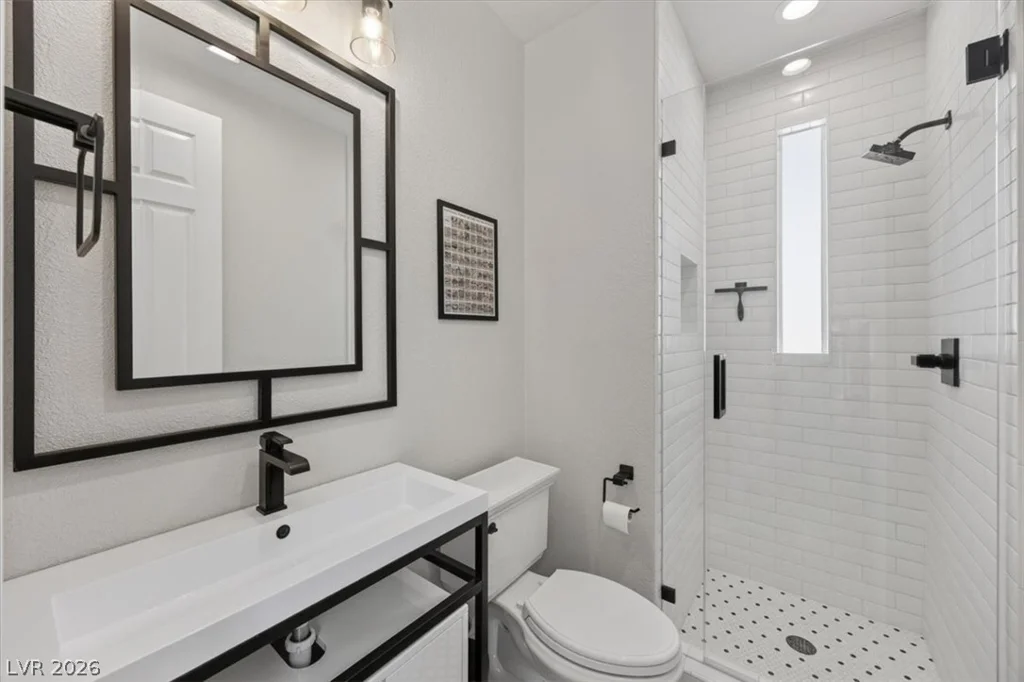 2490 Turtle Head Peak, Las Vegas, NV 89135