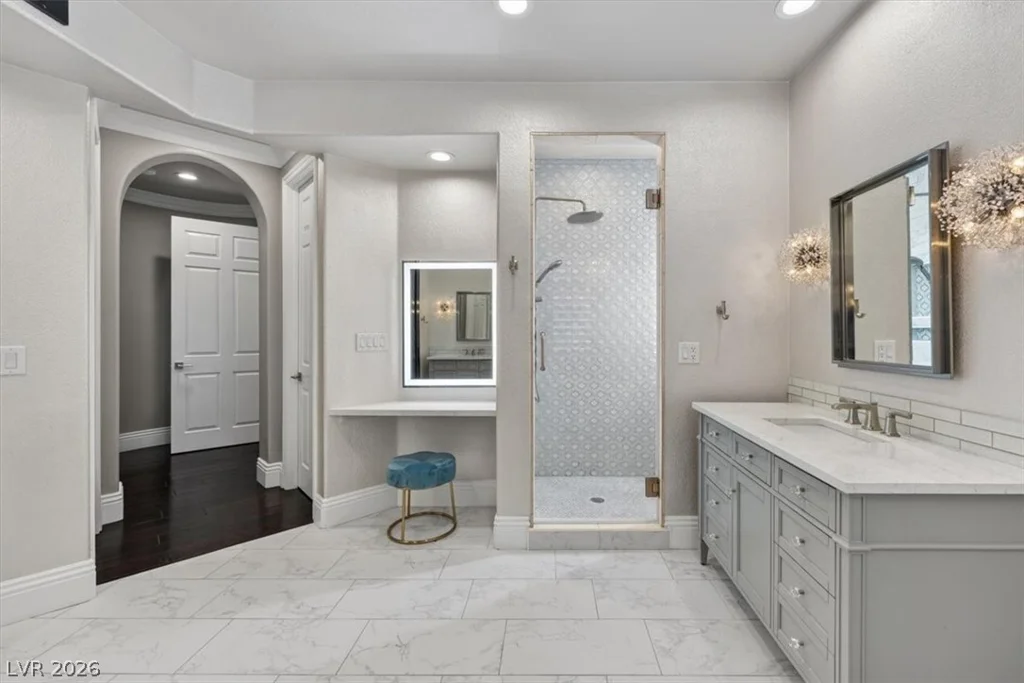 2490 Turtle Head Peak, Las Vegas, NV 89135