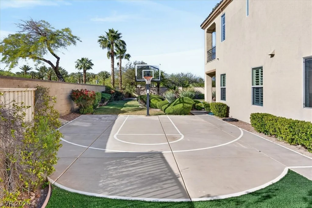 2490 Turtle Head Peak, Las Vegas, NV 89135
