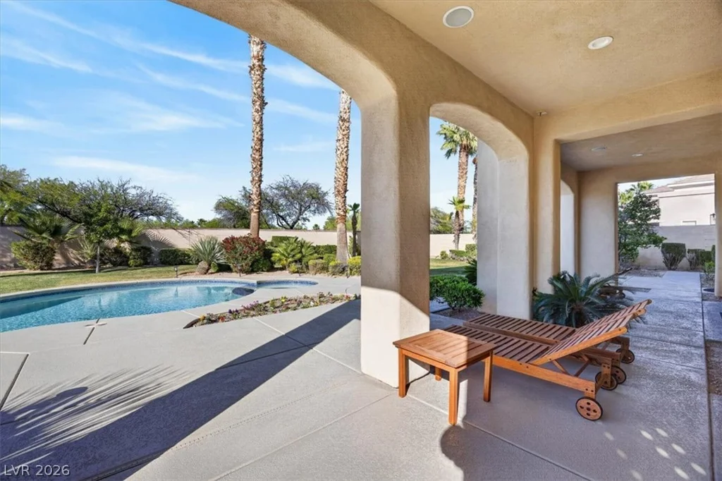 2490 Turtle Head Peak, Las Vegas, NV 89135