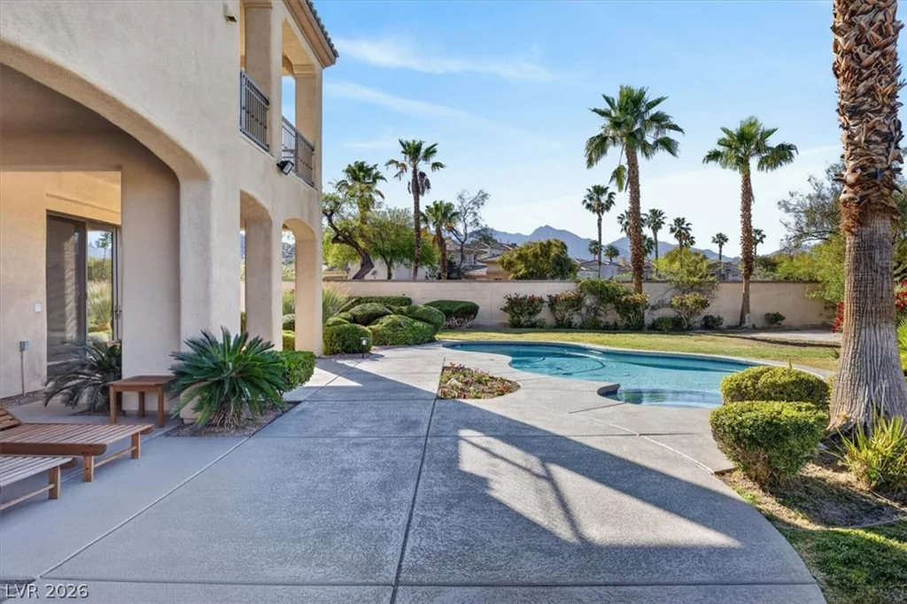 2490 Turtle Head Peak, Las Vegas, NV 89135