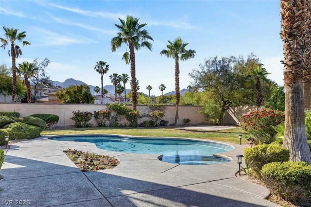 2490 Turtle Head Peak, Las Vegas, NV 89135