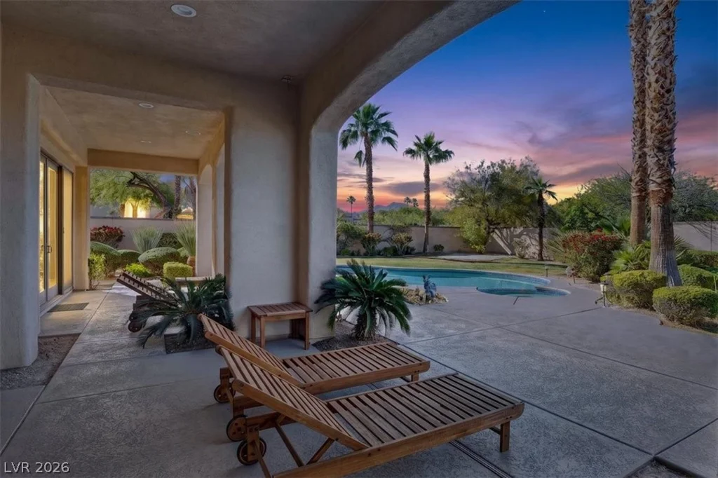 2490 Turtle Head Peak, Las Vegas, NV 89135