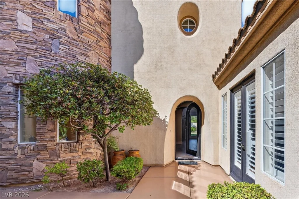 2490 Turtle Head Peak, Las Vegas, NV 89135