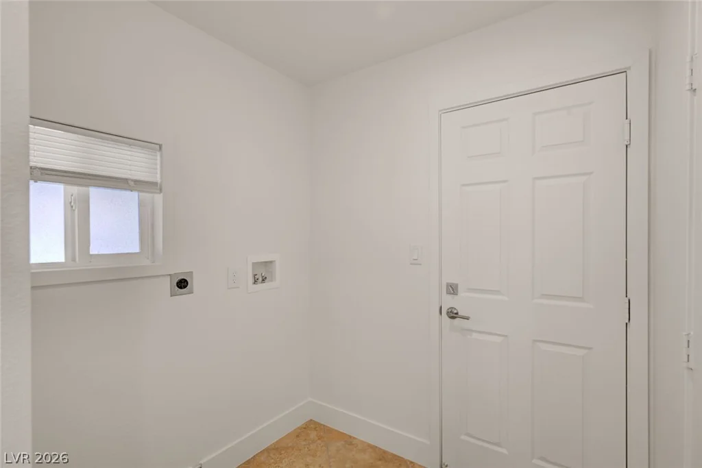 3768 Russell, Las Vegas, NV 89120