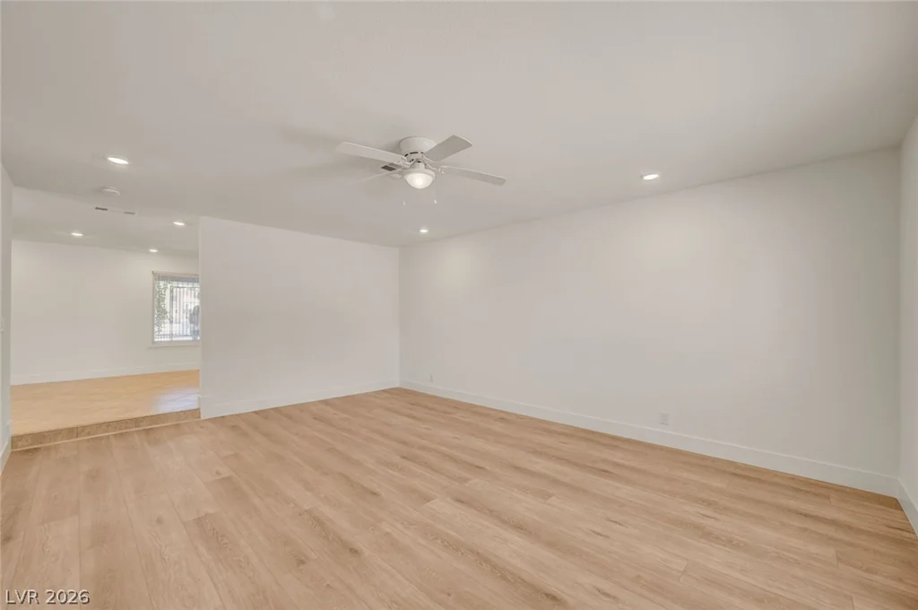 3768 Russell, Las Vegas, NV 89120
