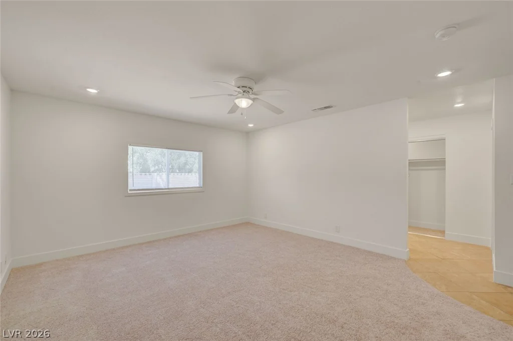 3768 Russell, Las Vegas, NV 89120