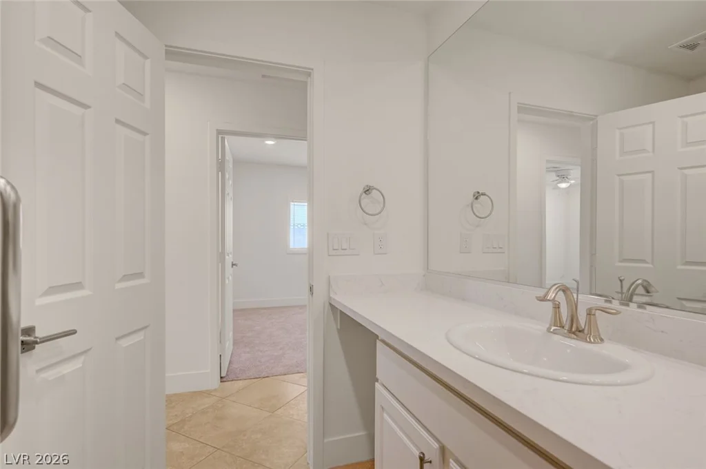3768 Russell, Las Vegas, NV 89120