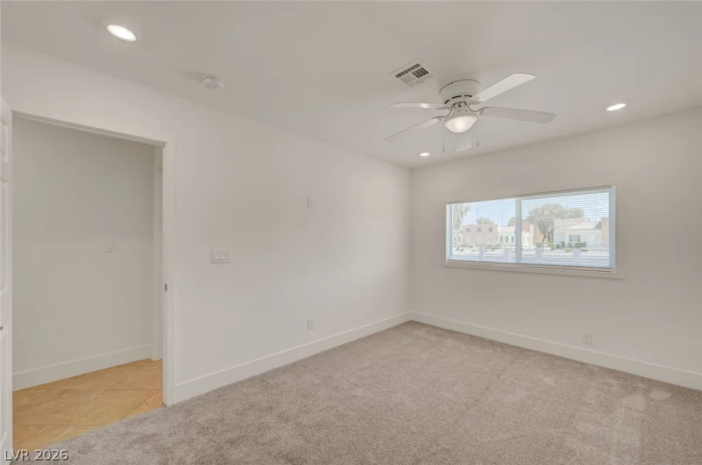 3768 Russell, Las Vegas, NV 89120