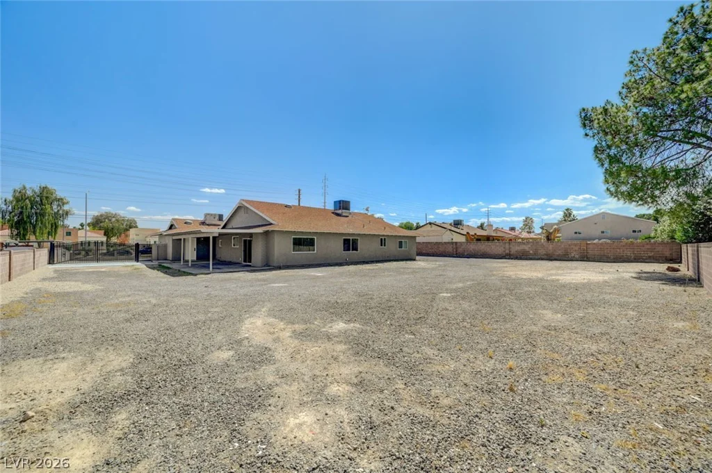 3768 Russell, Las Vegas, NV 89120