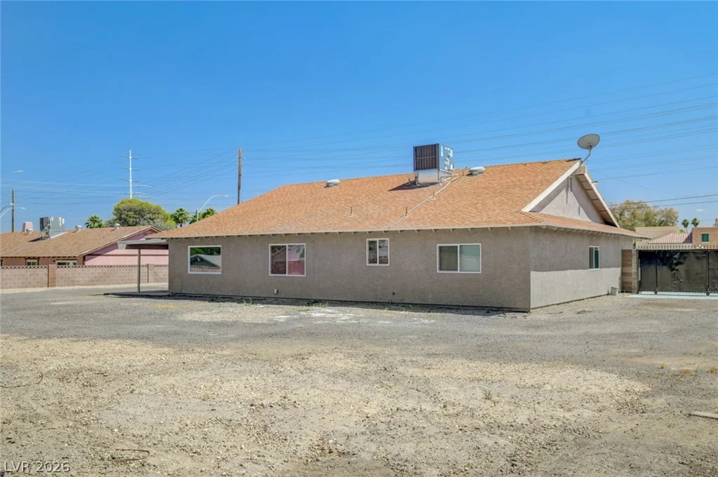 3768 Russell, Las Vegas, NV 89120
