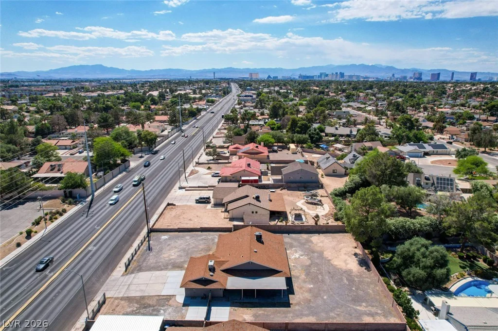 3768 Russell, Las Vegas, NV 89120