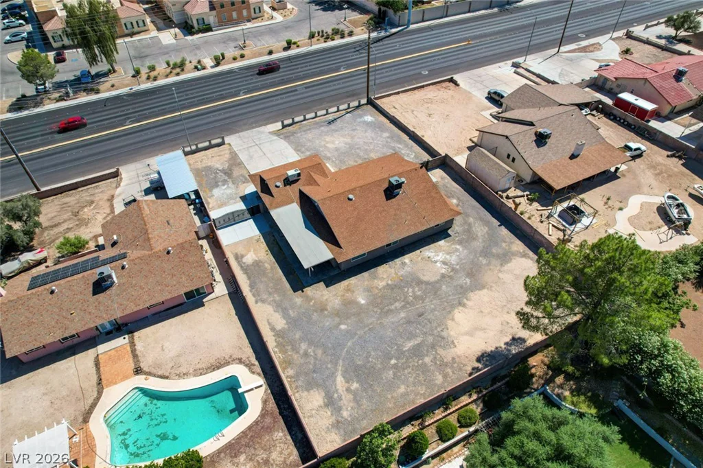 3768 Russell, Las Vegas, NV 89120