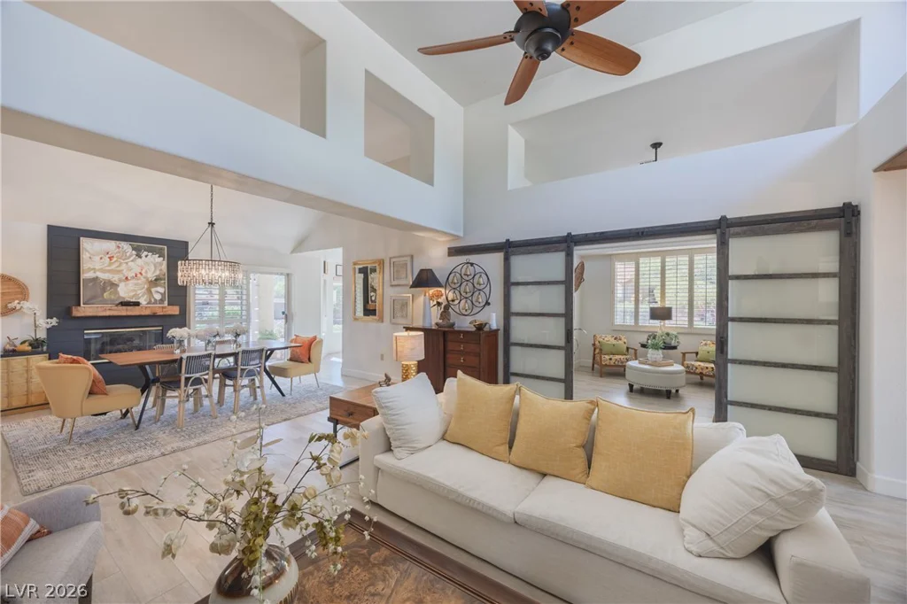 2405 Dove Valley, Las Vegas, NV 89134