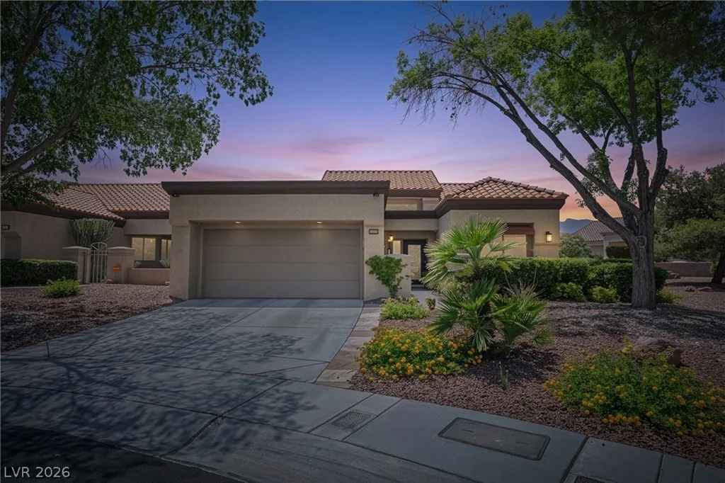 2405 Dove Valley, Las Vegas, NV 89134