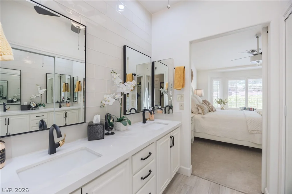 2405 Dove Valley, Las Vegas, NV 89134
