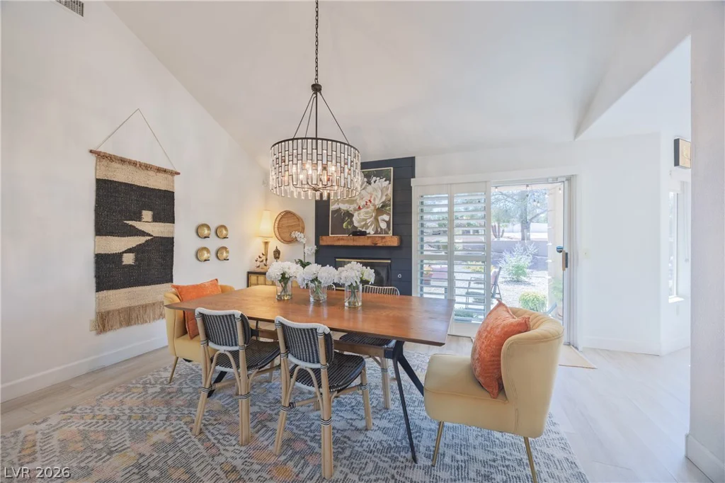 2405 Dove Valley, Las Vegas, NV 89134