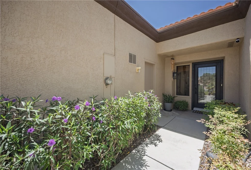 2405 Dove Valley, Las Vegas, NV 89134