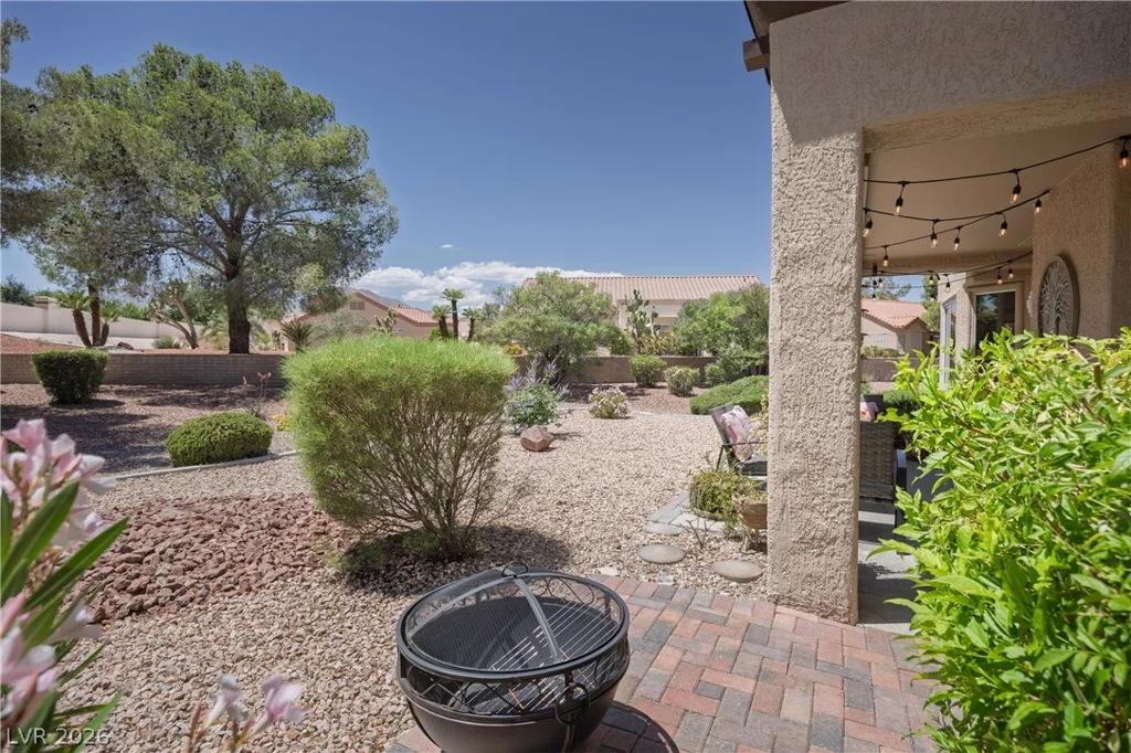 2405 Dove Valley, Las Vegas, NV 89134
