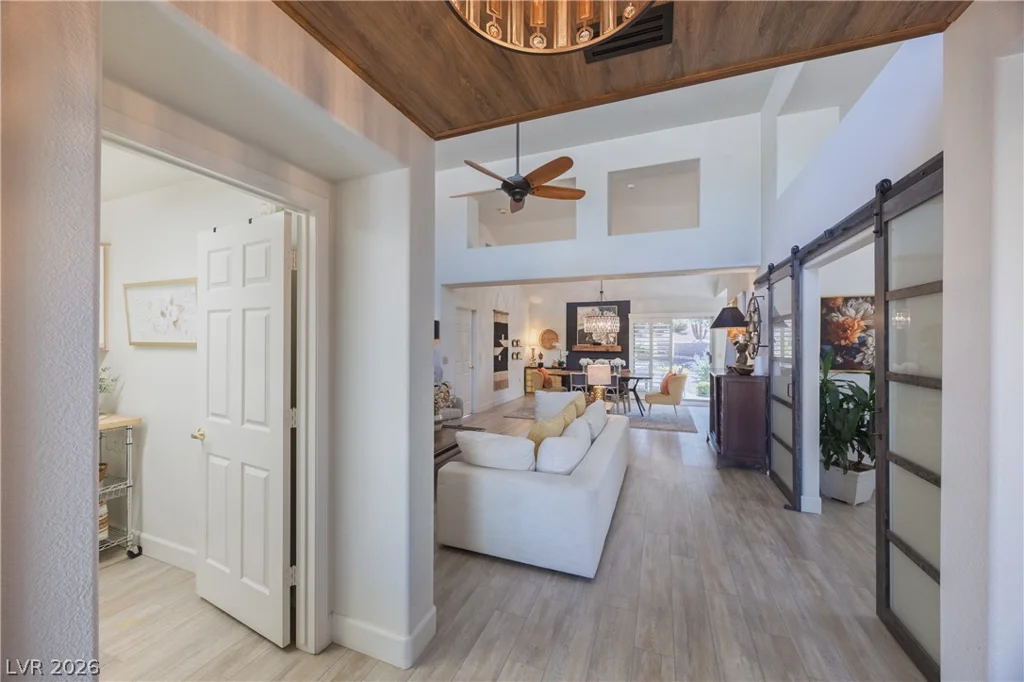 2405 Dove Valley, Las Vegas, NV 89134