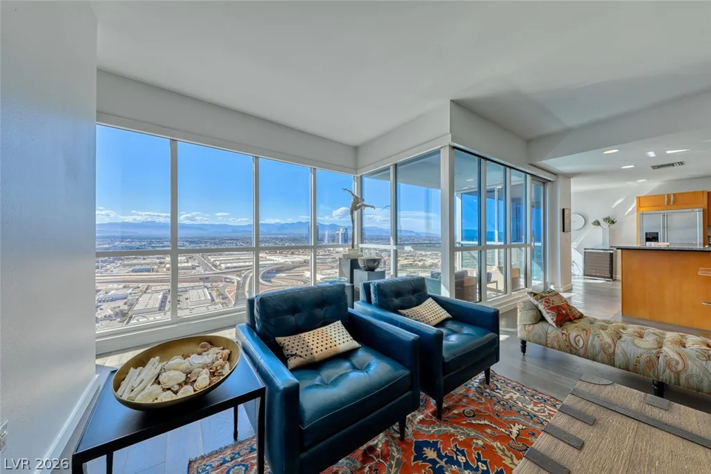 4525 Dean Martin, Las Vegas, NV 89103