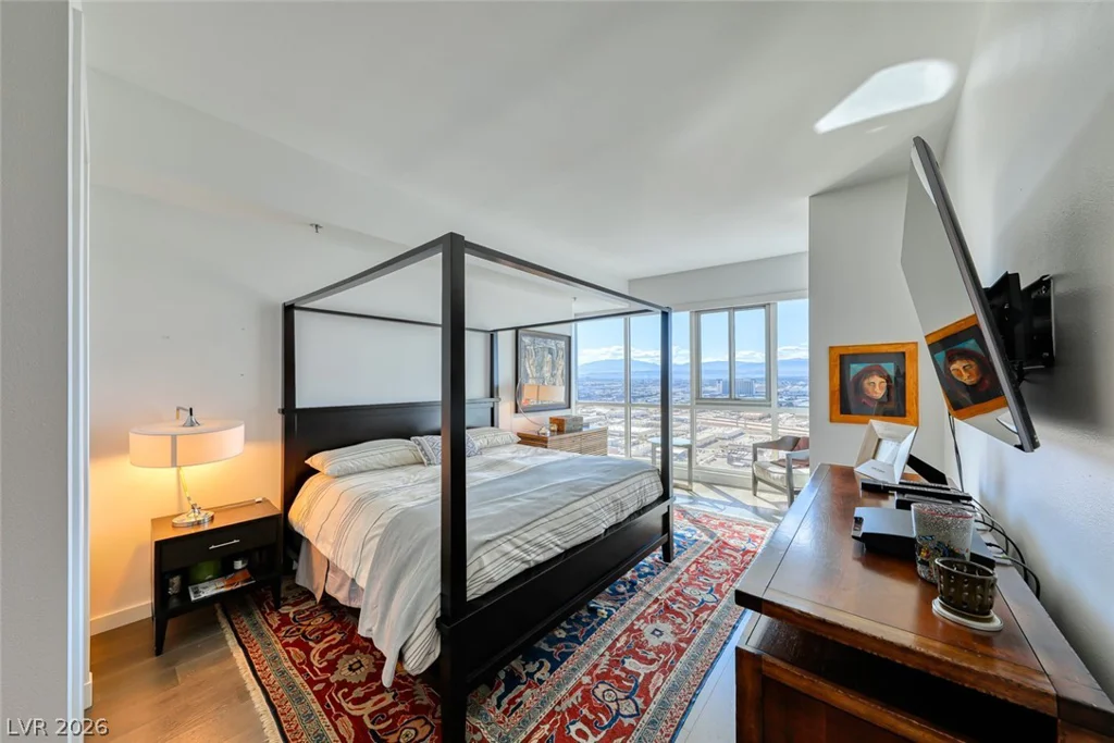 4525 Dean Martin, Las Vegas, NV 89103