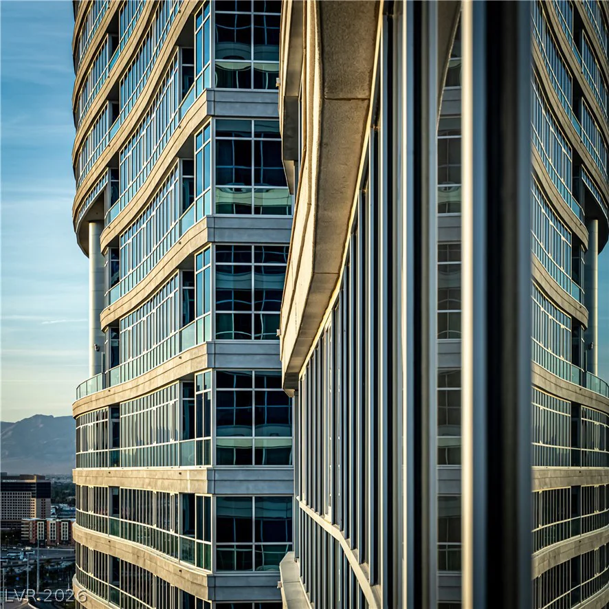 4525 Dean Martin, Las Vegas, NV 89103
