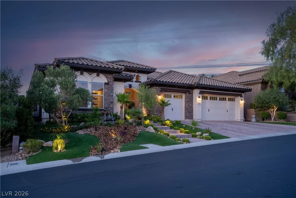 2412 Chateau Napoleon, Henderson, NV 89044