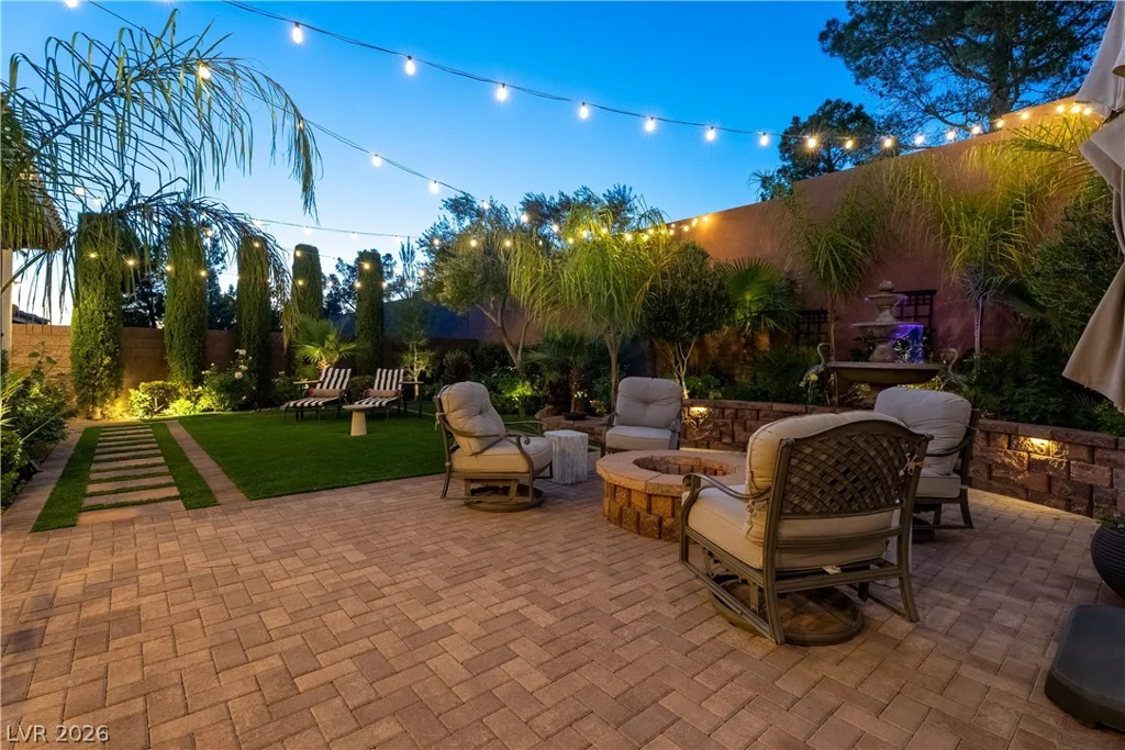 2412 Chateau Napoleon, Henderson, NV 89044
