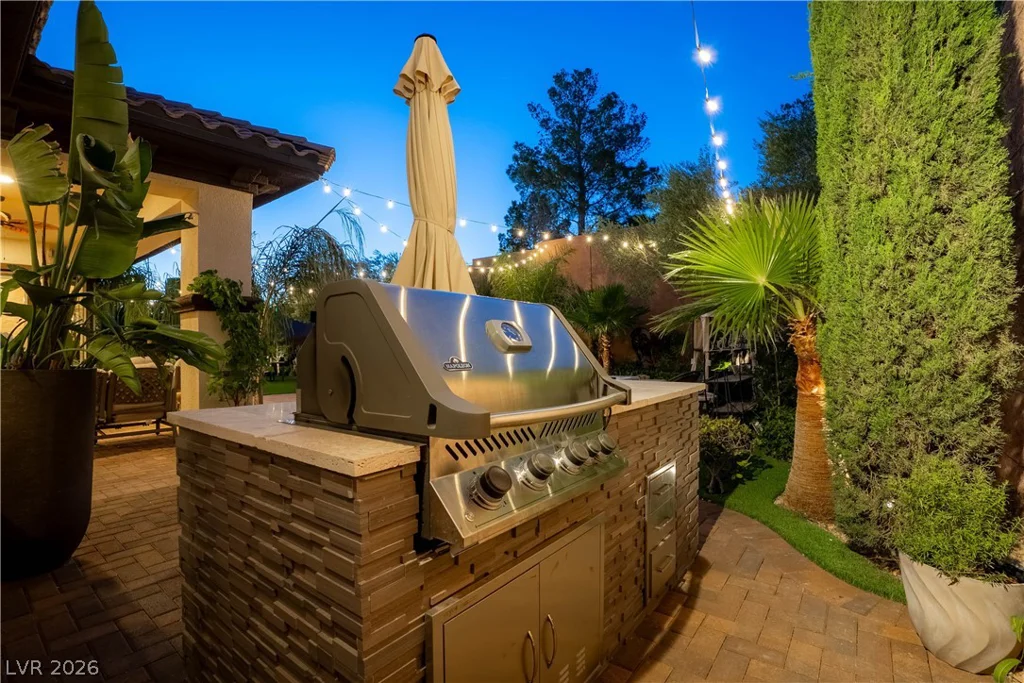 2412 Chateau Napoleon, Henderson, NV 89044