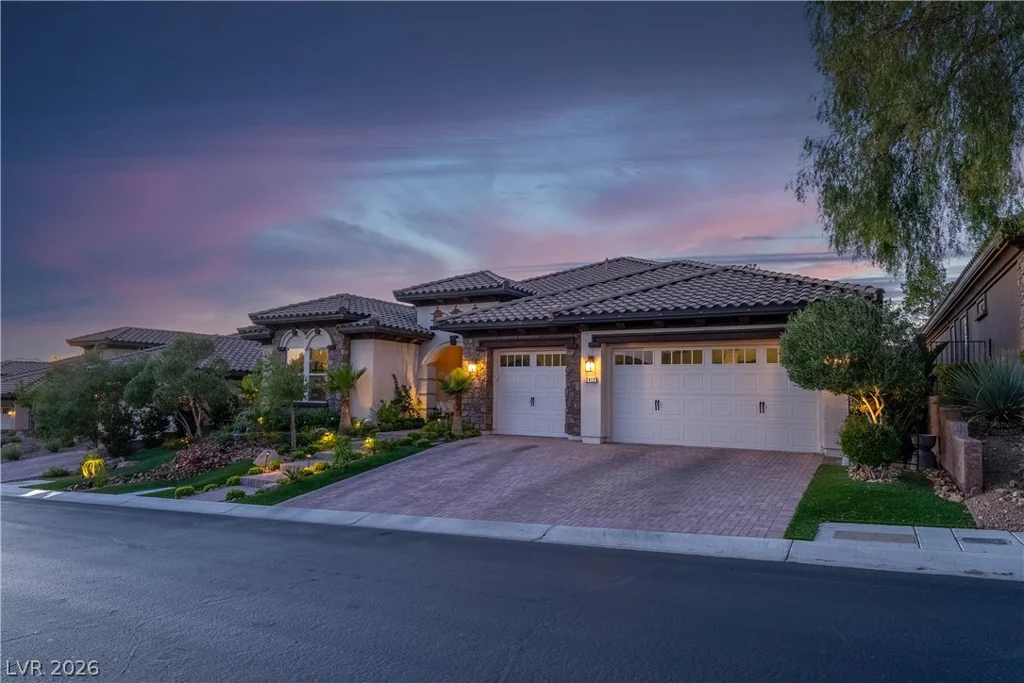 2412 Chateau Napoleon, Henderson, NV 89044