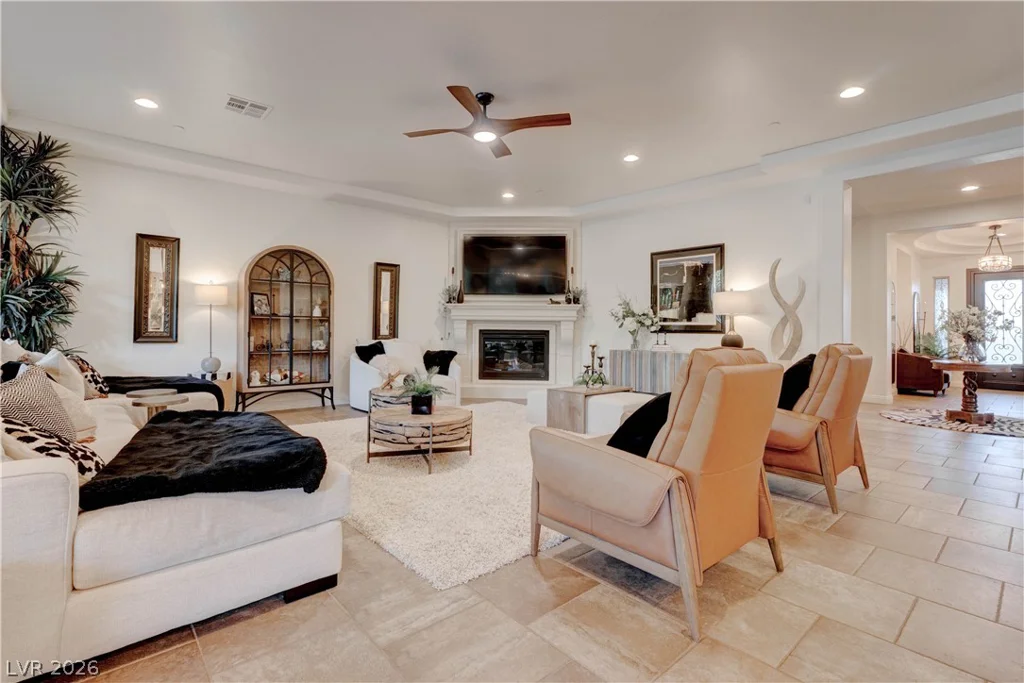 2412 Chateau Napoleon, Henderson, NV 89044
