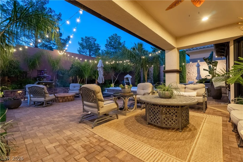 2412 Chateau Napoleon, Henderson, NV 89044