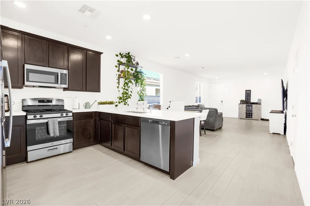 9398 Noble Fir Ridge, Las Vegas, NV 89143