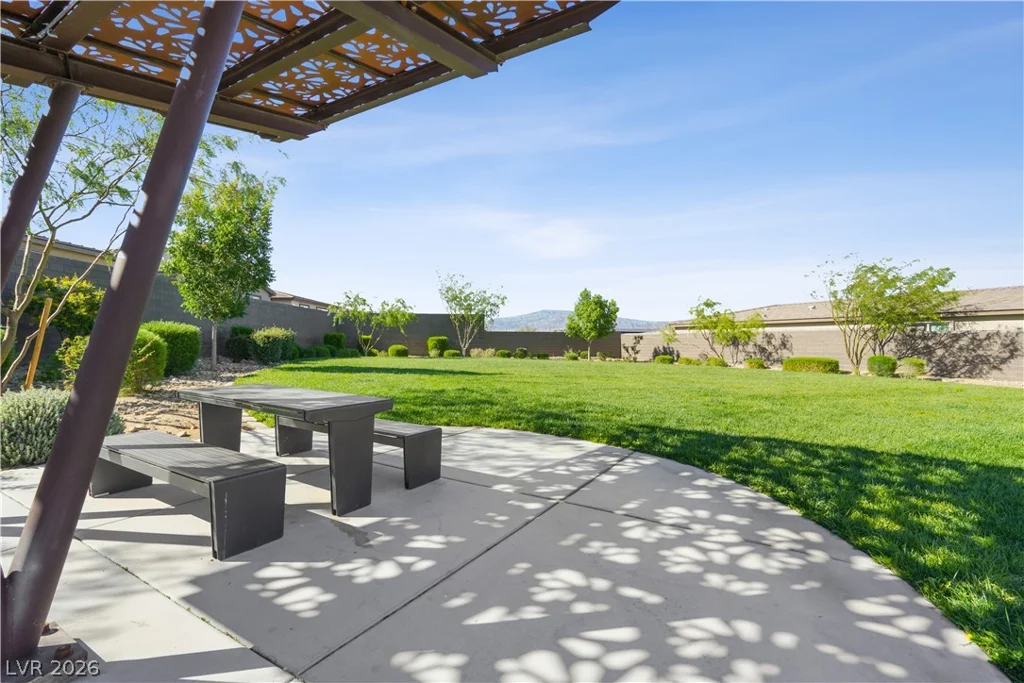 9398 Noble Fir Ridge, Las Vegas, NV 89143