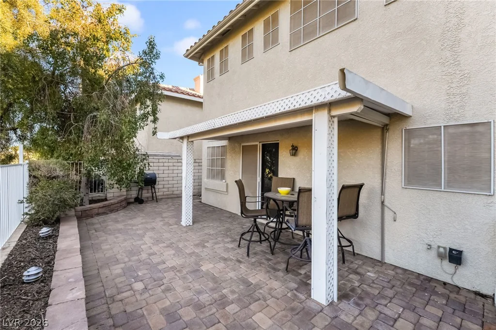 109 Broken Rock, Henderson, NV 89074