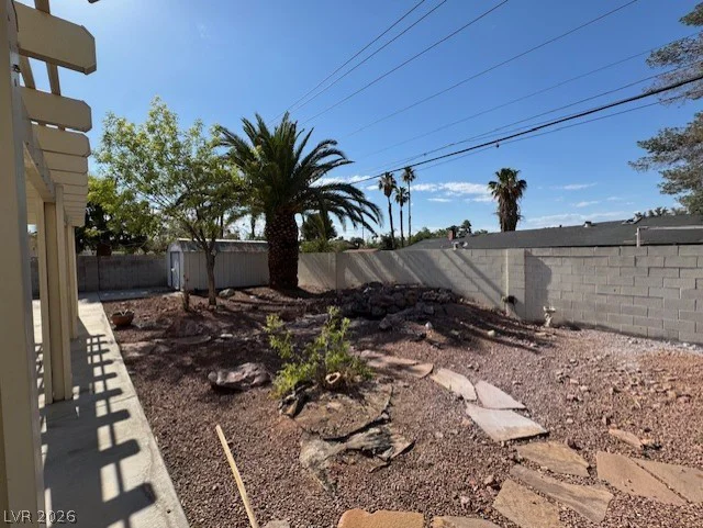 1778 Canterbury, Las Vegas, NV 89119