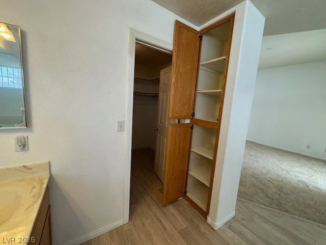 1778 Canterbury, Las Vegas, NV 89119