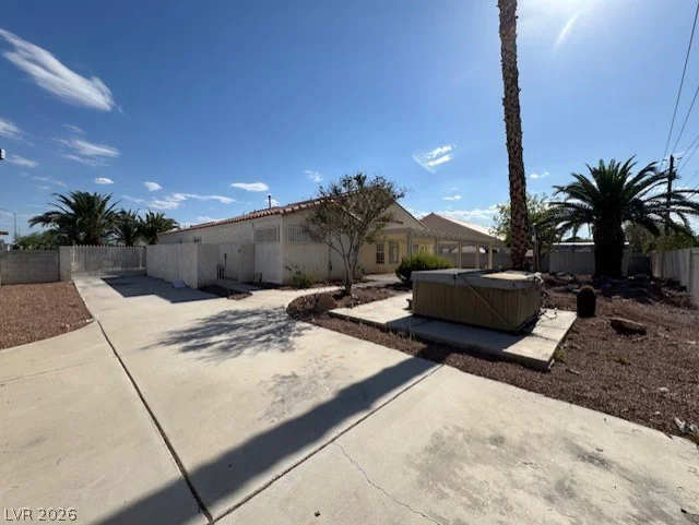 1778 Canterbury, Las Vegas, NV 89119