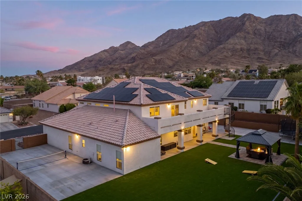 6865 Ancestral Hills, Las Vegas, NV 89110