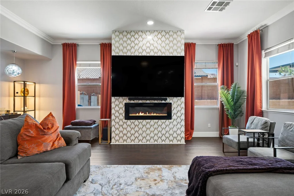 6865 Ancestral Hills, Las Vegas, NV 89110