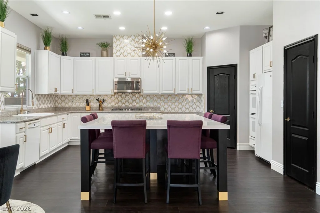 6865 Ancestral Hills, Las Vegas, NV 89110