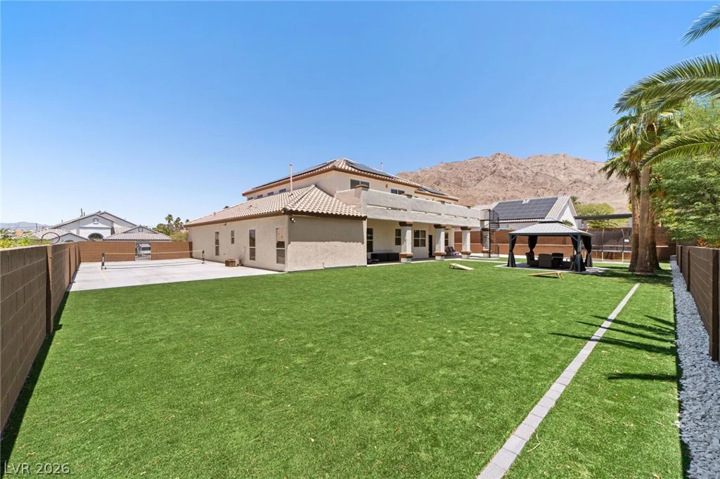 6865 Ancestral Hills, Las Vegas, NV 89110